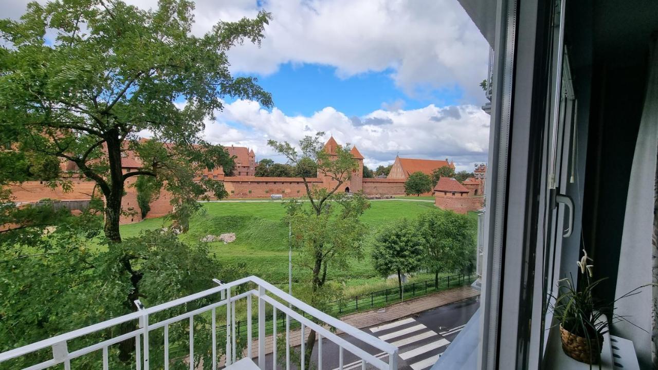 Apartament Okno Na Zamek Malbork Exterior photo